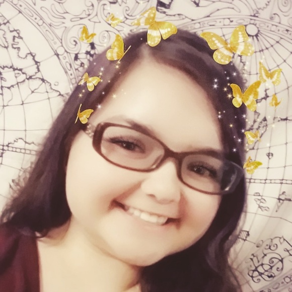 Meet your Posher, Alexandra - Picture 2 of 2